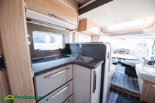 Lataa kuva Galleria-katseluun, Knaus Sky Wave 700 MEG 60 Years