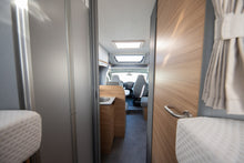 Lataa kuva Galleria-katseluun, Dethleffs Just T7052 EB