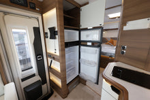 Lataa kuva Galleria-katseluun, Rapido 8096 DF Ultimate Line ALDE