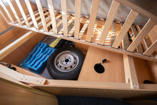 Lataa kuva Galleria-katseluun, Dethleffs T 5841