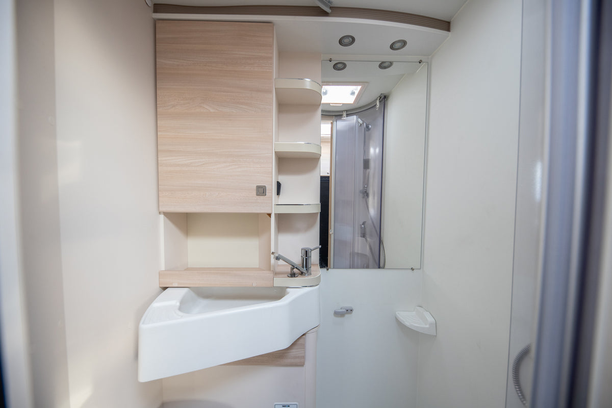 Eura Mobil Active One 690 HB