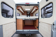 Lataa kuva Galleria-katseluun, Adria Twin