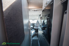 Lataa kuva Galleria-katseluun, Weinsberg CaraTour 600 DQ