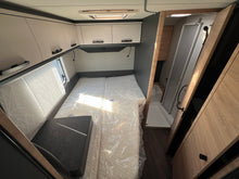 Lataa kuva Galleria-katseluun, Knaus Live Ti 650 MF Platinum Selection