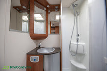 Lataa kuva Galleria-katseluun, Adria Coral S 670 SLL