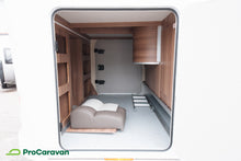 Lataa kuva Galleria-katseluun, Knaus Sun I 900 LEG