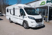 Ladda upp bild till gallerivisning, LMC Cruiser T 673G