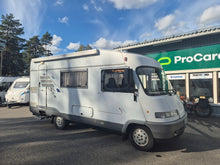 Lataa kuva Galleria-katseluun, Hymer B 584