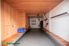 Ladda upp bild till gallerivisning, Hymer T 674 CL