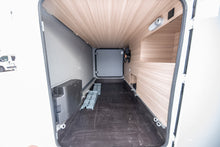 Lataa kuva Galleria-katseluun, Dethleffs Just T7052 EB