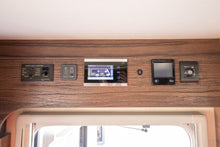 Lataa kuva Galleria-katseluun, Knaus Sun I 900 LX