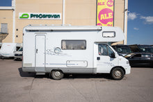 Lataa kuva Galleria-katseluun, Dethleffs A 5832