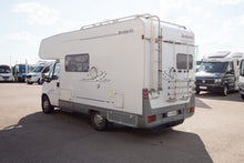 Lataa kuva Galleria-katseluun, Dethleffs A 5832