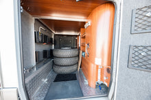 Ladda upp bild till gallerivisning, HYMER S 840