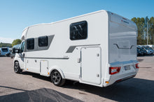 Lataa kuva Galleria-katseluun, Adria Coral S 670 SC