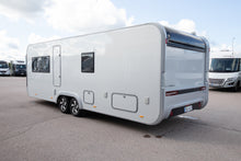 Lataa kuva Galleria-katseluun, Adria Astella