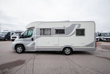Lataa kuva Galleria-katseluun, Adria Coral Silver S 650SP
