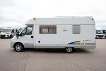 Lataa kuva Galleria-katseluun, Burstner T 603