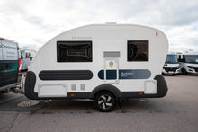 Lataa kuva Galleria-katseluun, Adria Action