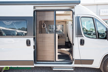 Lataa kuva Galleria-katseluun, Knaus BoxStar 600 Street 60 Years