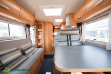 Lataa kuva Galleria-katseluun, Adria Coral S 680 SP