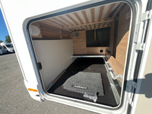Lataa kuva Galleria-katseluun, Knaus Live Ti 650 MF Platinum Selection