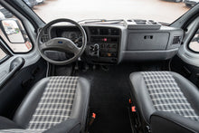 Lataa kuva Galleria-katseluun, Hymer 554