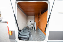 Ladda upp bild till gallerivisning, HOBBY T 500 GESC Van Exclusive