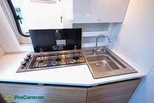 Lataa kuva Galleria-katseluun, Adria Action