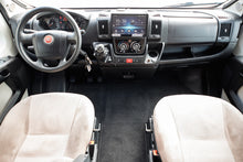 Lataa kuva Galleria-katseluun, Adria Twin 600 SP