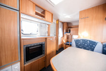 Lataa kuva Galleria-katseluun, Adria CLASSICA