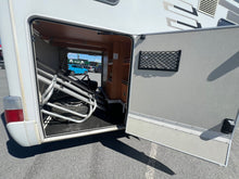 Ladda upp bild till gallerivisning, Hymer ML I 580