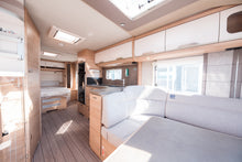 Lataa kuva Galleria-katseluun, Knaus Südwind