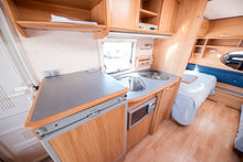 Lataa kuva Galleria-katseluun, Adria Classica