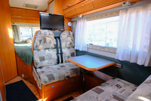 Ladda upp bild till gallerivisning, Adria Coral 590 DS