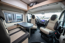 Lataa kuva Galleria-katseluun, Pössl 600