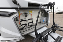 Lataa kuva Galleria-katseluun, Knaus Südwind