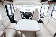 Lataa kuva Galleria-katseluun, Rapido 866F Scandinavian Exclusive