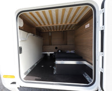 Lataa kuva Galleria-katseluun, Knaus Van Ti 550 MF Vansation