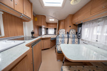 Lataa kuva Galleria-katseluun, Burstner T 603