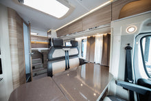 Lataa kuva Galleria-katseluun, Adria Coral Axess S 600 SL