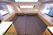 Lataa kuva Galleria-katseluun, Adria Action