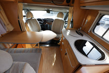 Lataa kuva Galleria-katseluun, Hymer Tramp T 572 CL