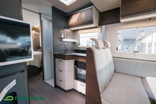 Lataa kuva Galleria-katseluun, Adria Matrix 670 SC Supreme