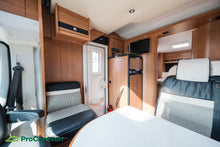 Ladda upp bild till gallerivisning, LMC Breezer H 730 Black Selection