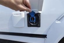 Lataa kuva Galleria-katseluun, Knaus Sport