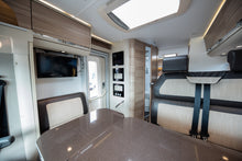 Lataa kuva Galleria-katseluun, Adria Coral Axess S 600 SL