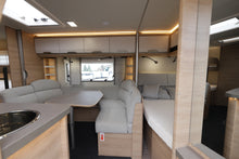 Lataa kuva Galleria-katseluun, Knaus Südwind