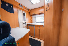 Ladda upp bild till gallerivisning, Hymer C 542 CL