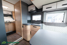 Lataa kuva Galleria-katseluun, Knaus Live Wave 700 LX